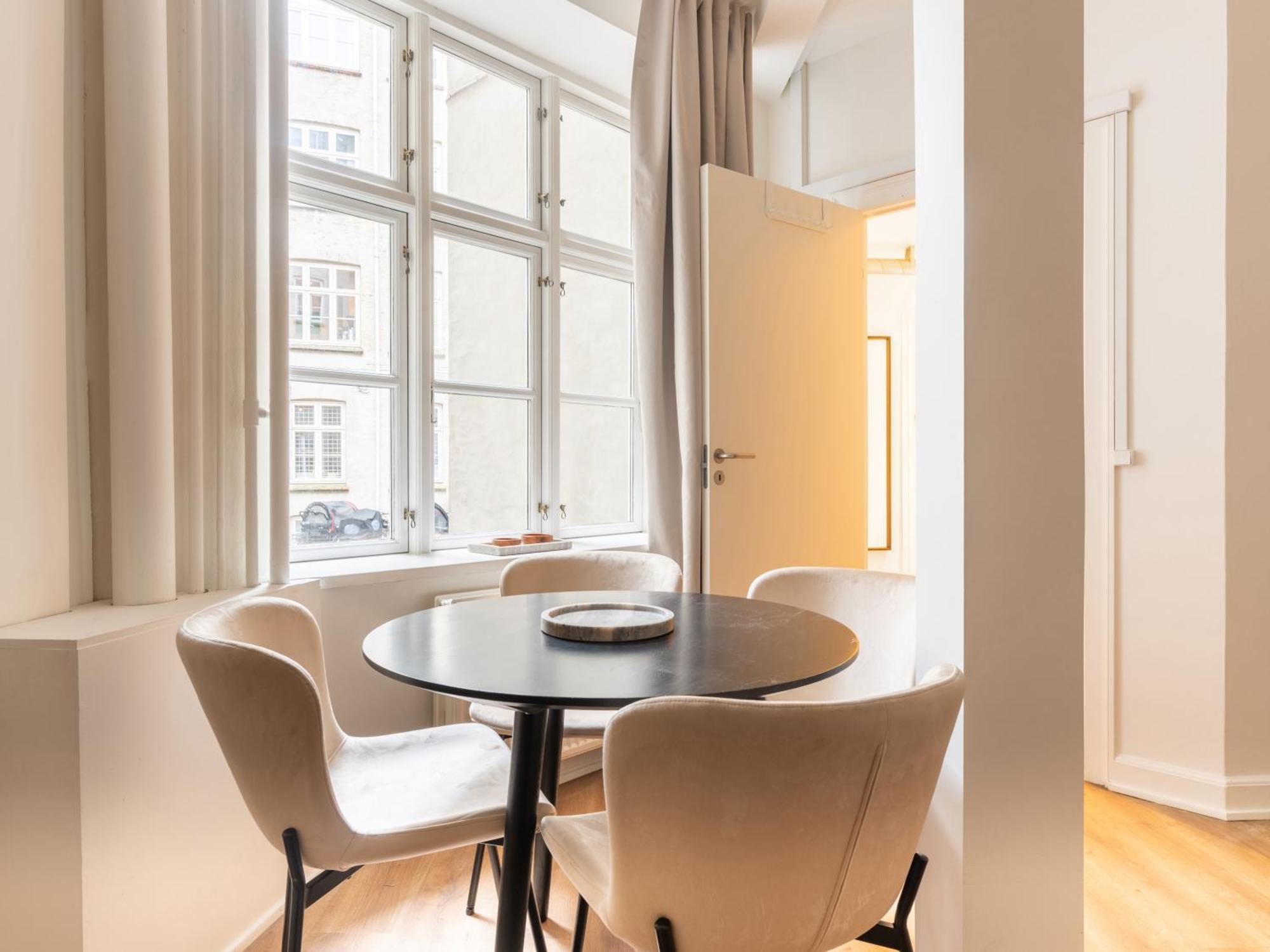 Sanders Noble - Fantastic 4-Bdr Apt In The Capital Koppenhága Kültér fotó