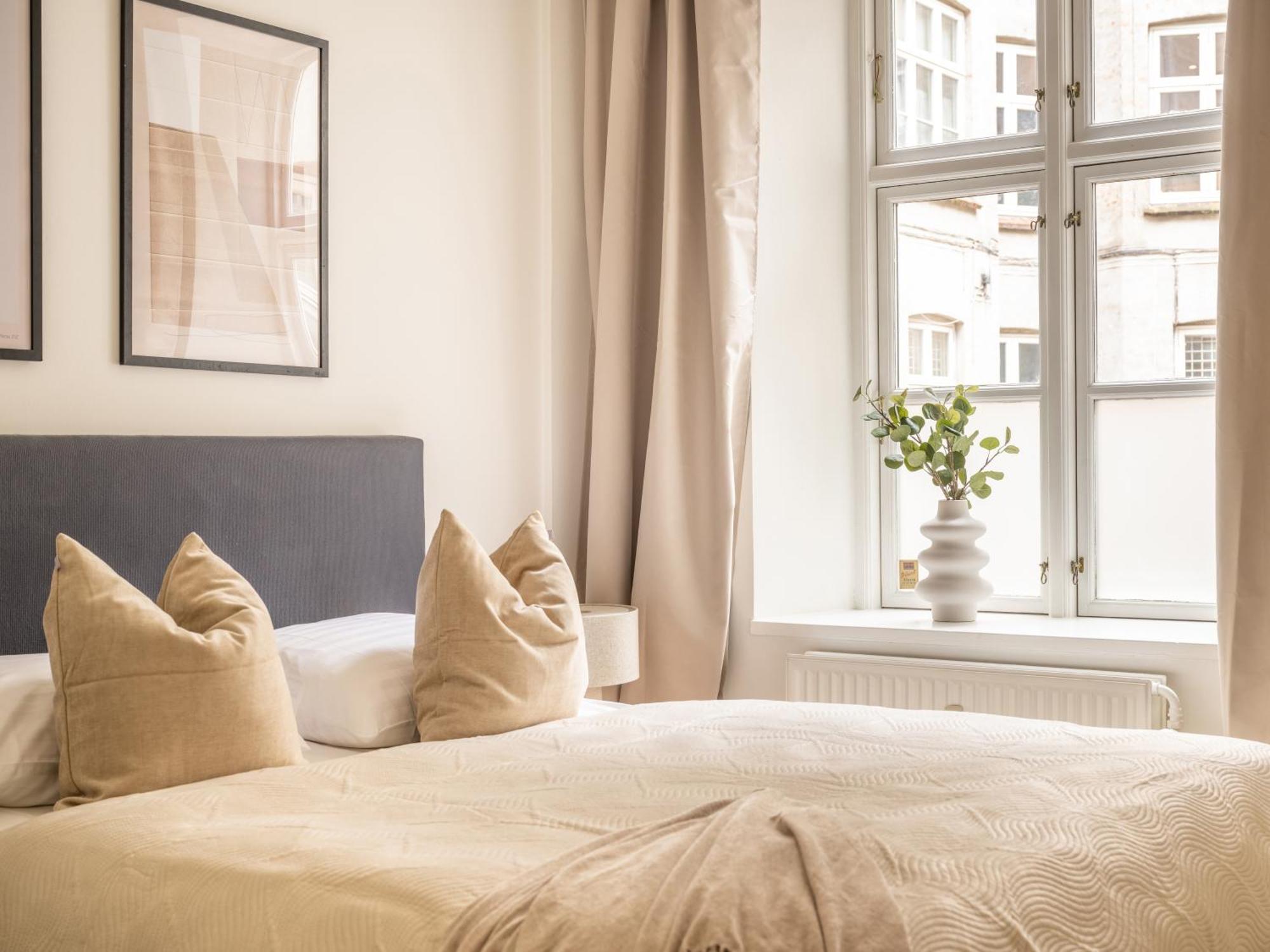 Sanders Noble - Fantastic 4-Bdr Apt In The Capital Koppenhága Kültér fotó